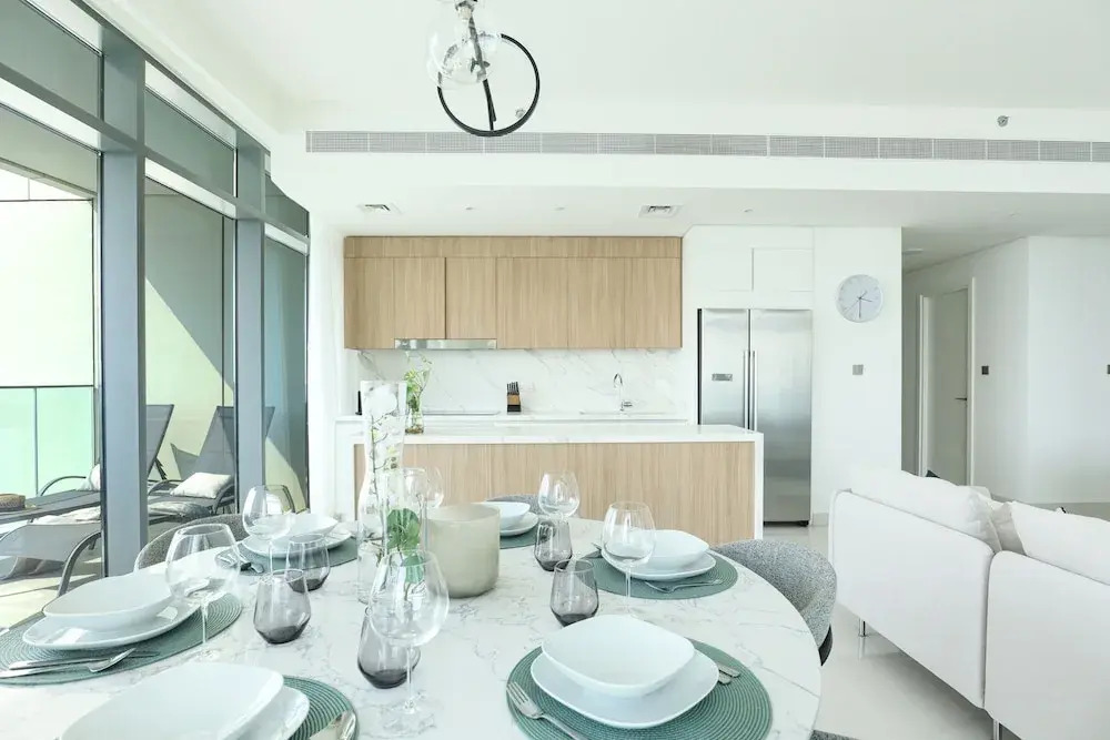 HiGuests - Beach Vista Tower 2