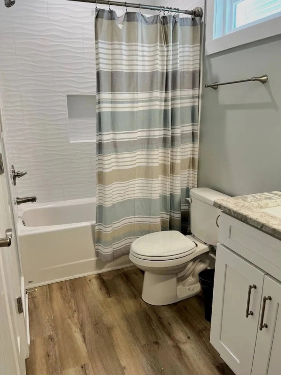 Spacious Gulf Shores Beach House With Ocean Views and Private Entrance