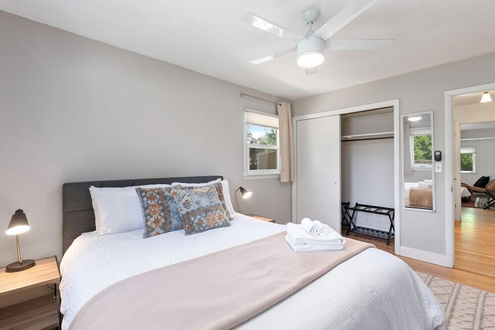 Fun, Family-friendly Old Town Home W/ Hot Tub!
