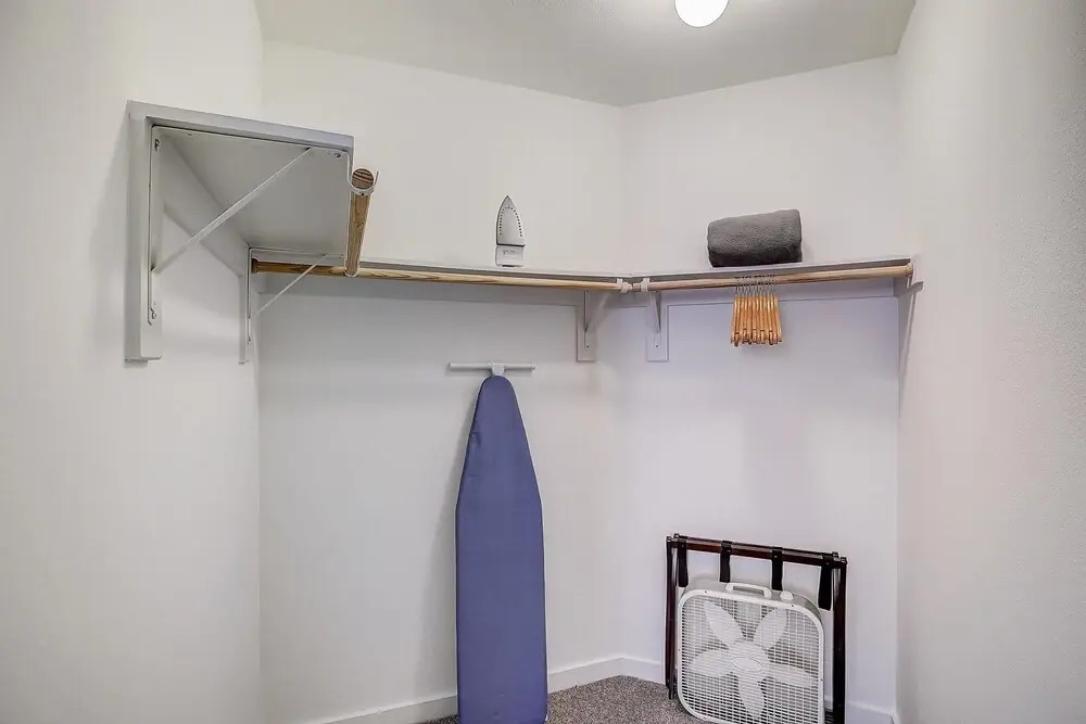 FRONTDESK Pointe on Rio Apts West Campus Austin