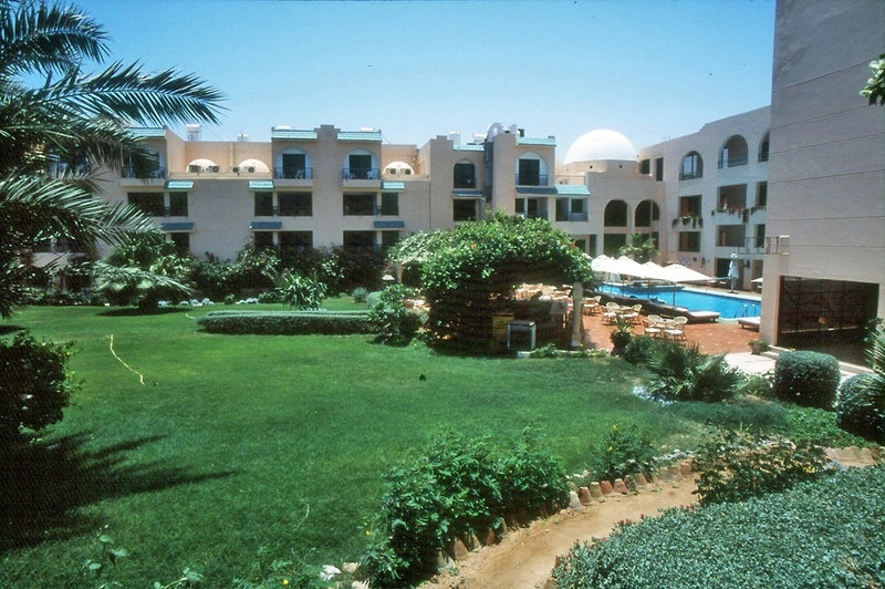 Jewels La Perla Hotel