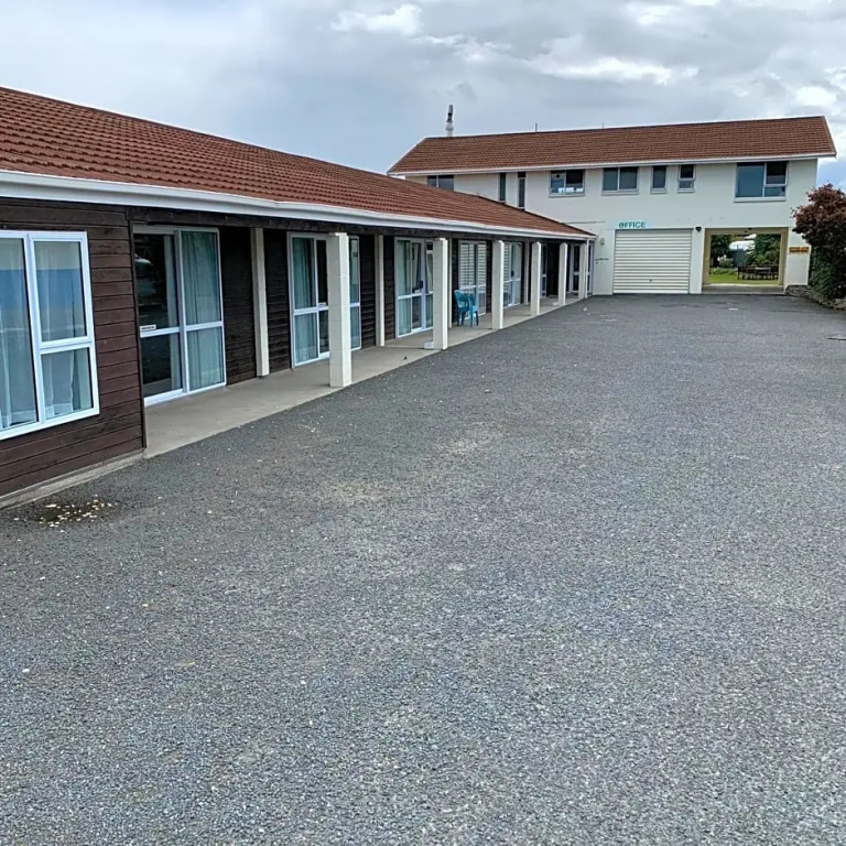 Charlies Motor Lodge