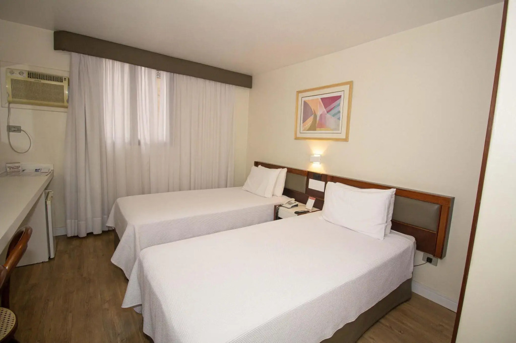 Trevi Hotel e Business