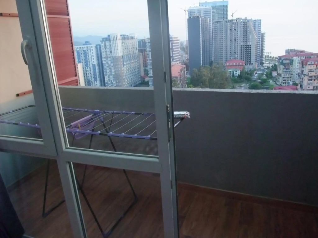 Apartment with Black Sea view