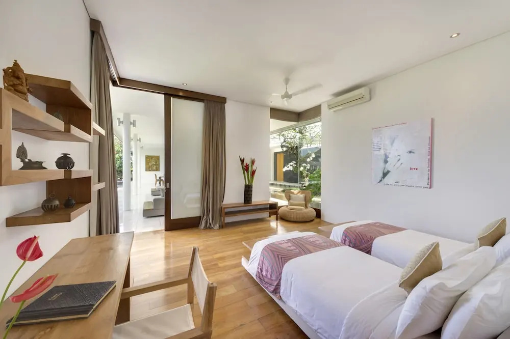 Villa Kavya - 8-minute walk from Berawa Beach