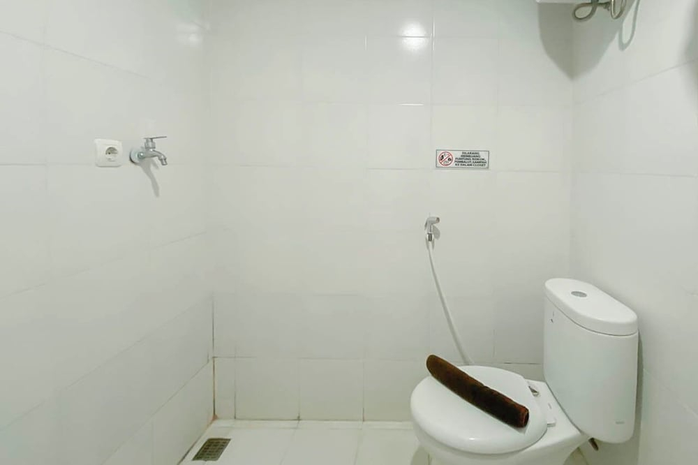 Minimalist Style Studio Near Undip At Paltrow City Apartment