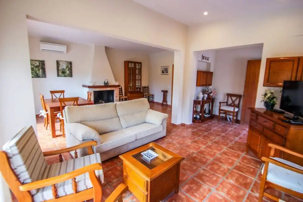 Pedro 6 - two story holiday home villa in El Portet