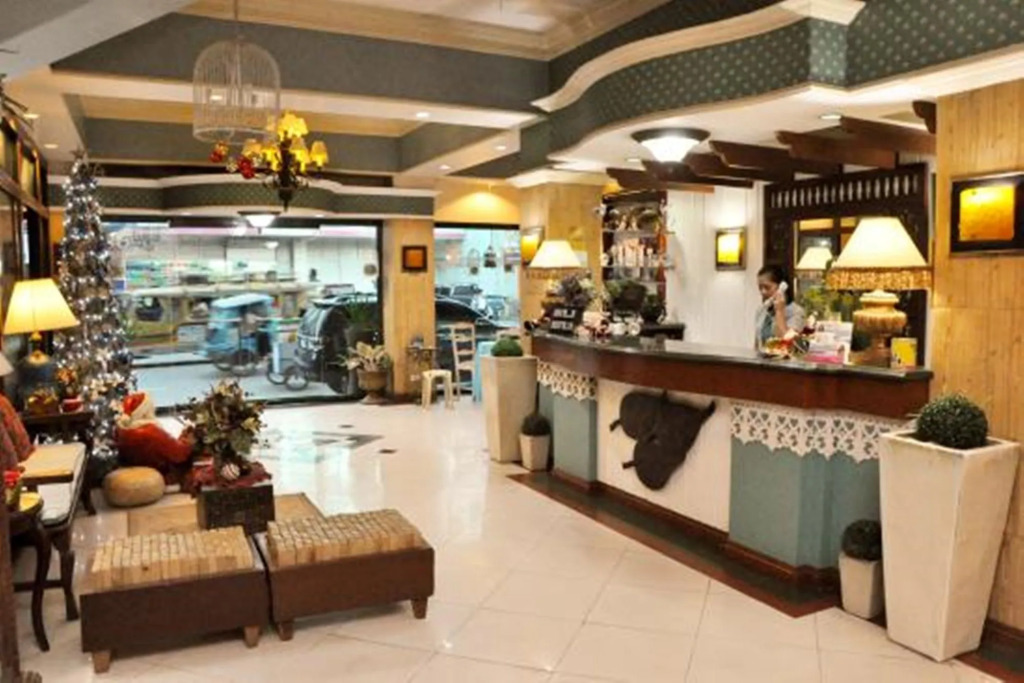 Wregent Plaza Hotel
