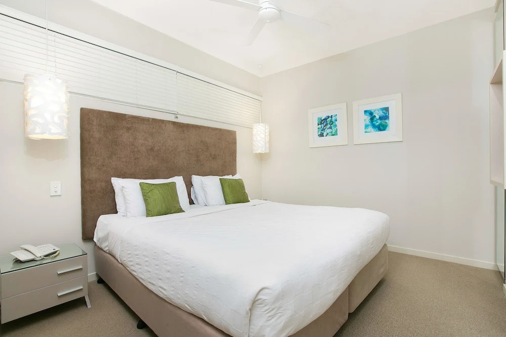 Trendy Inner-City Pad