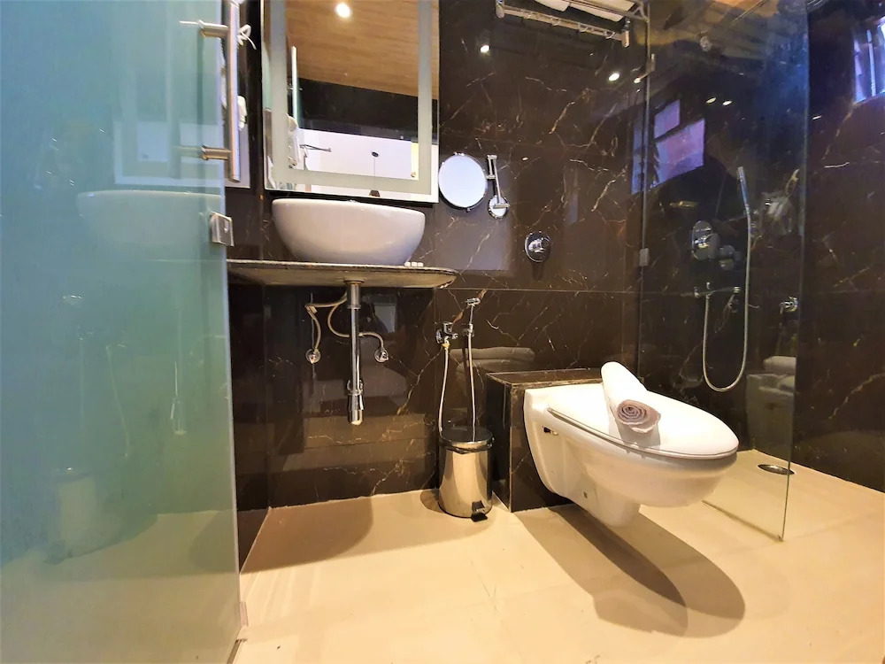 Hotel Shanti Solitaire, Arpora