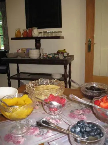 The Barn and Pinn Cottage