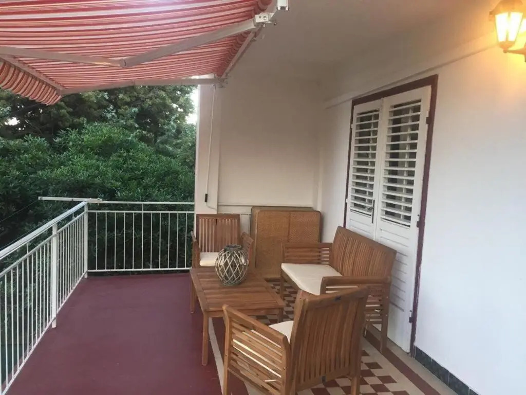 Holiday House Susac