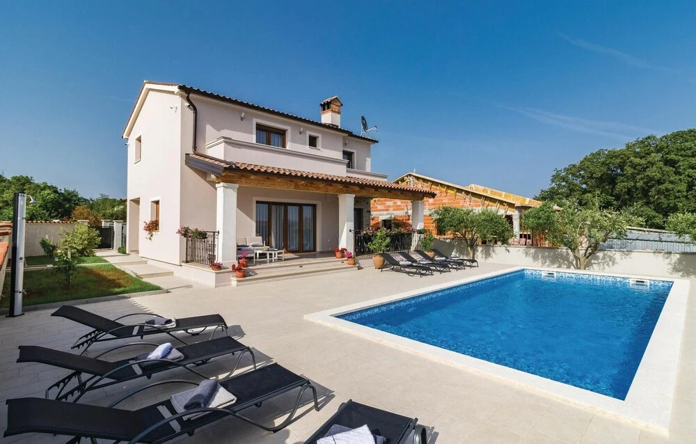 Pet Friendly Home In Vodnjan