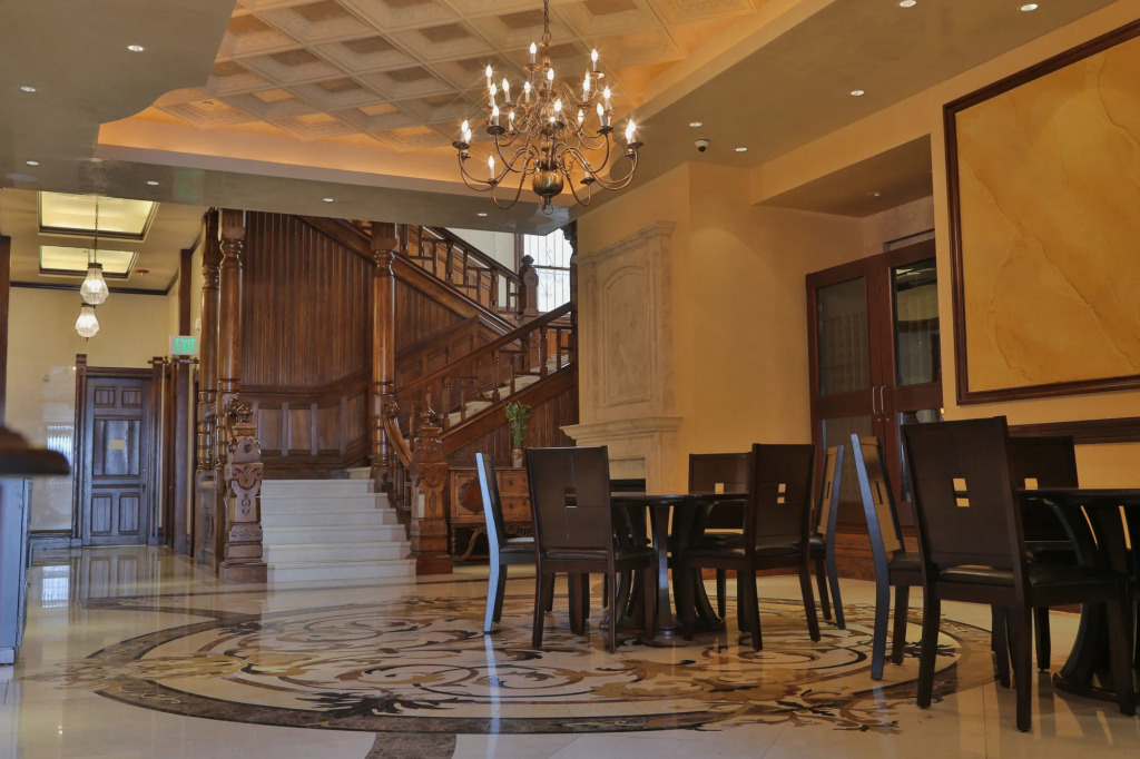 Sutter Mansion