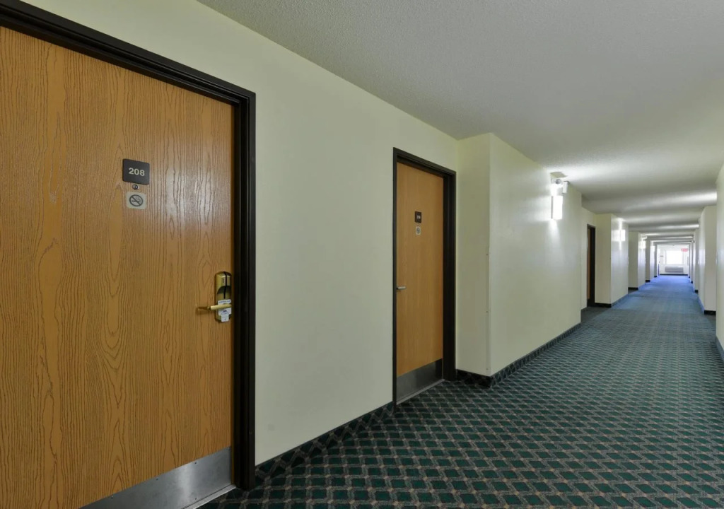 Americas Best Value Inn & Suites Spring Valley