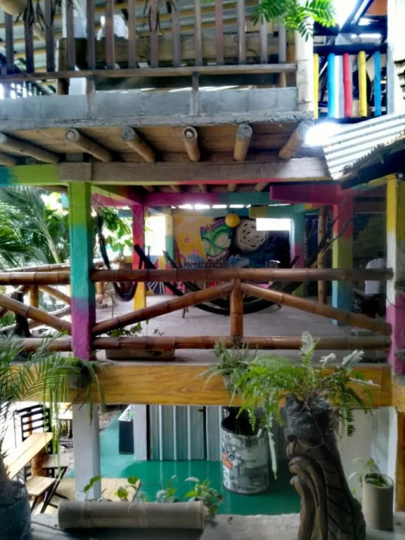 Tiki Trip Montanita