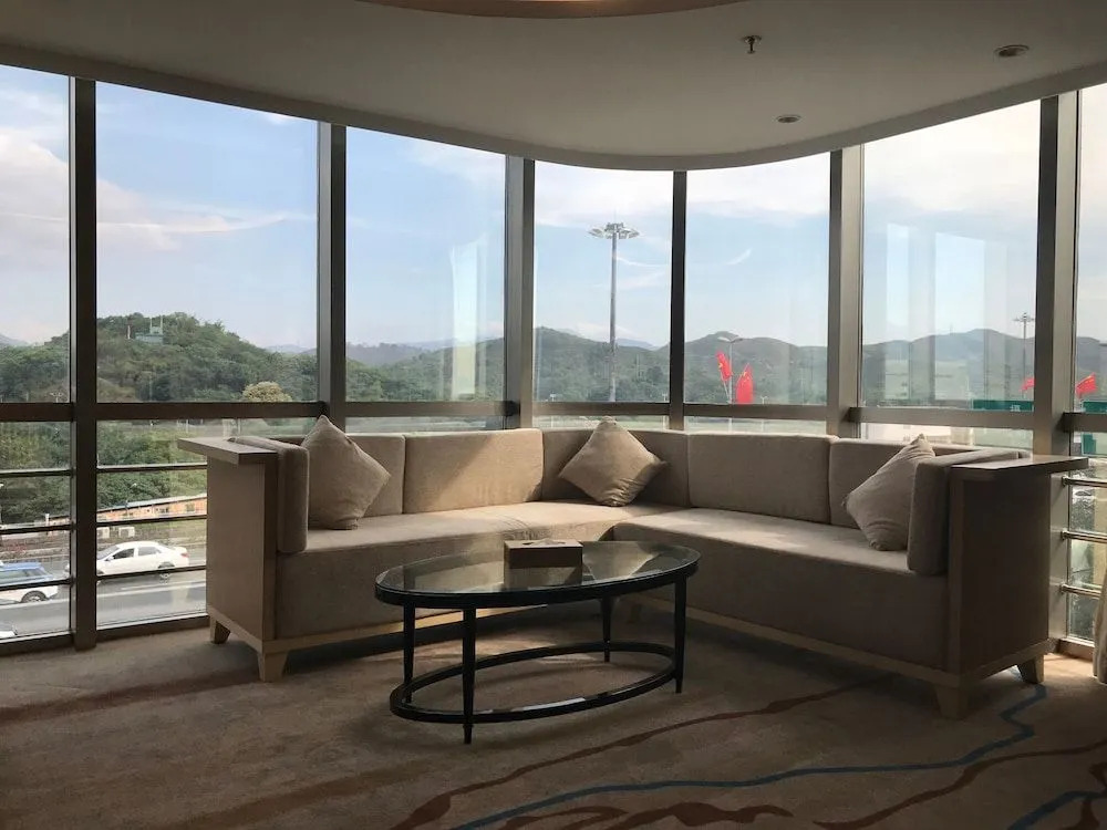 Chengguo Hotel (Shenzhen Dongmen Laojie Shebu Subway)