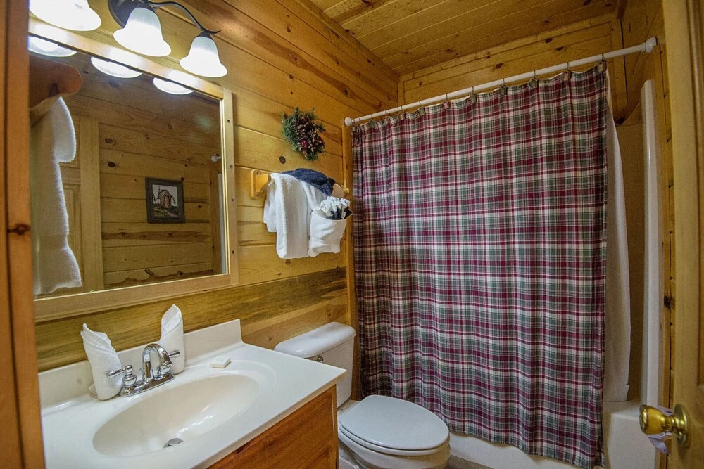 Black Hawk Hideaway by Eagles Ridge Resort