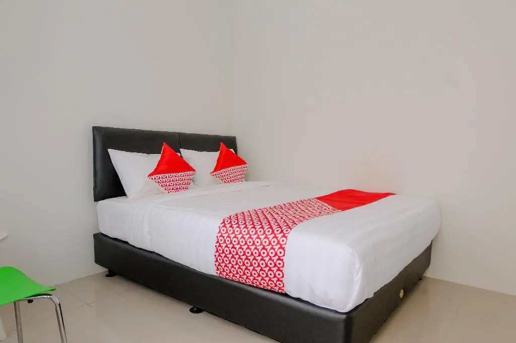 OYO 2798 Semeru Residence Syariah