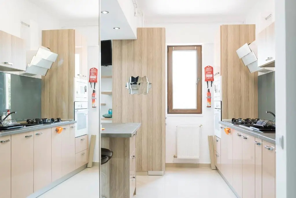Tres Chic DOUBLE sized Apartment