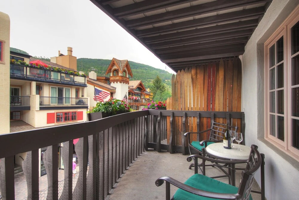 Lodge at Vail C354