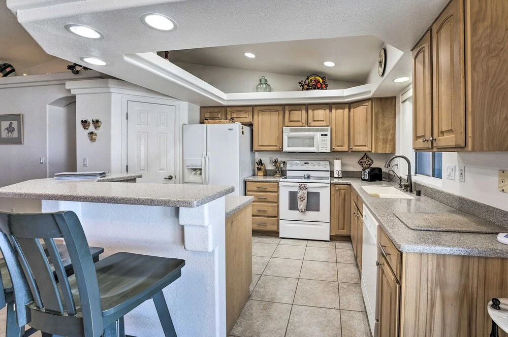 Charming Lake Havasu Home: 2 Mi to Body Beach!