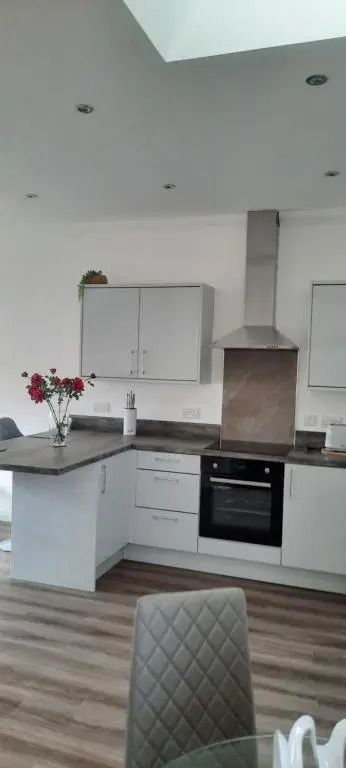 Cozy Lanarkshire Apartment With a View
