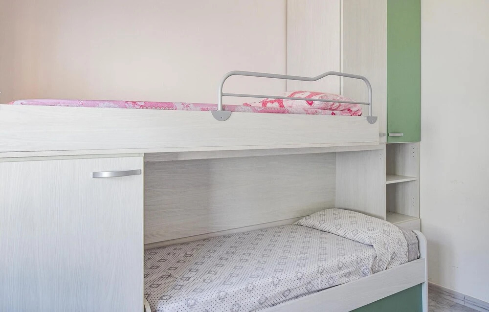 Beautiful Apartment in Tortora With 2 Bedrooms and Wifi