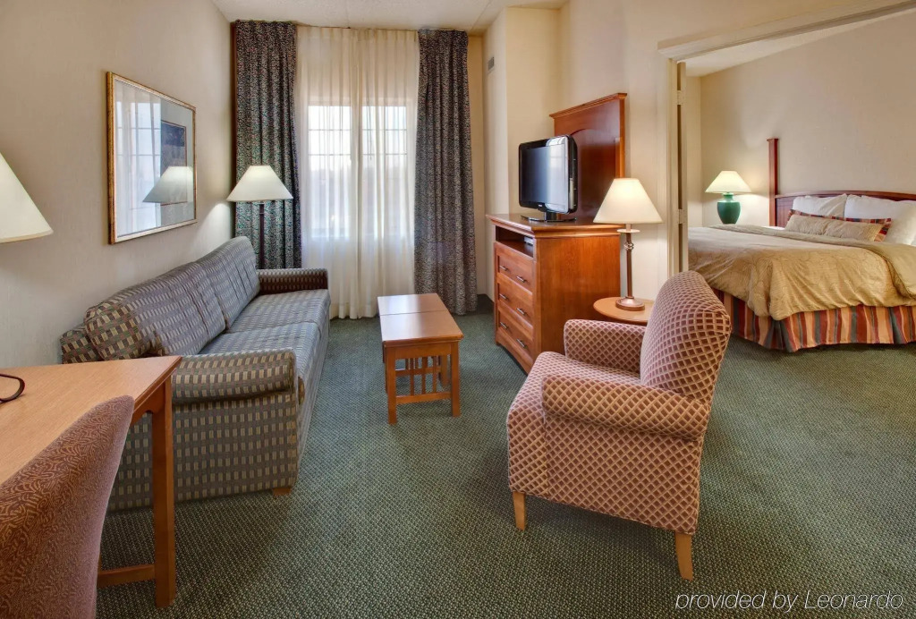 Staybridge Suites Chicago-Oakbrook Terrace by IHG