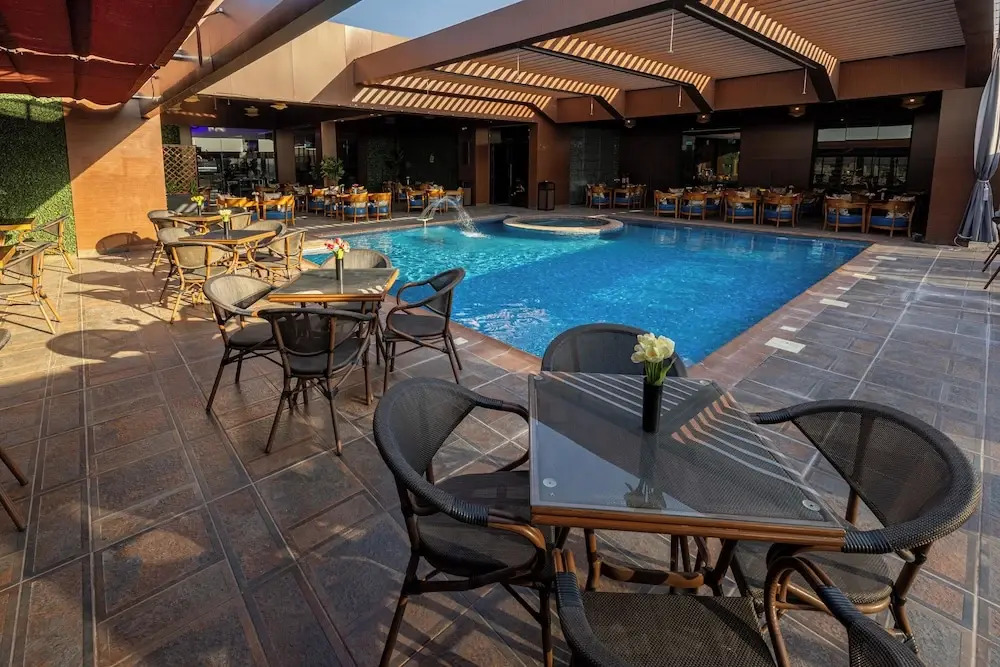 فندق الترحيب Atarheeb Hotel