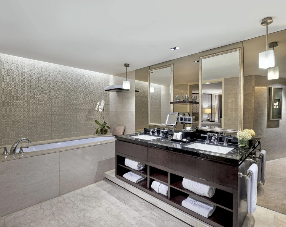 Mandarin Oriental, Jakarta