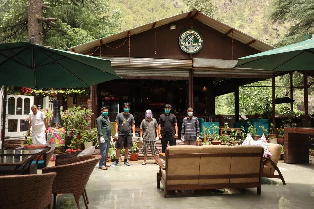 The Rainbow Inn and Cafe