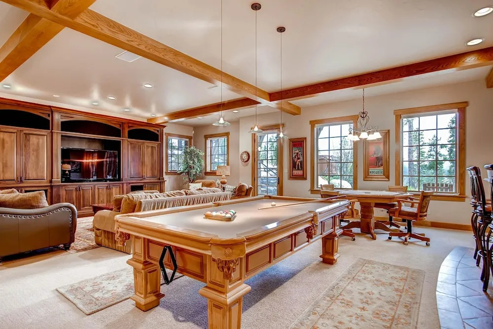 Grace Manor