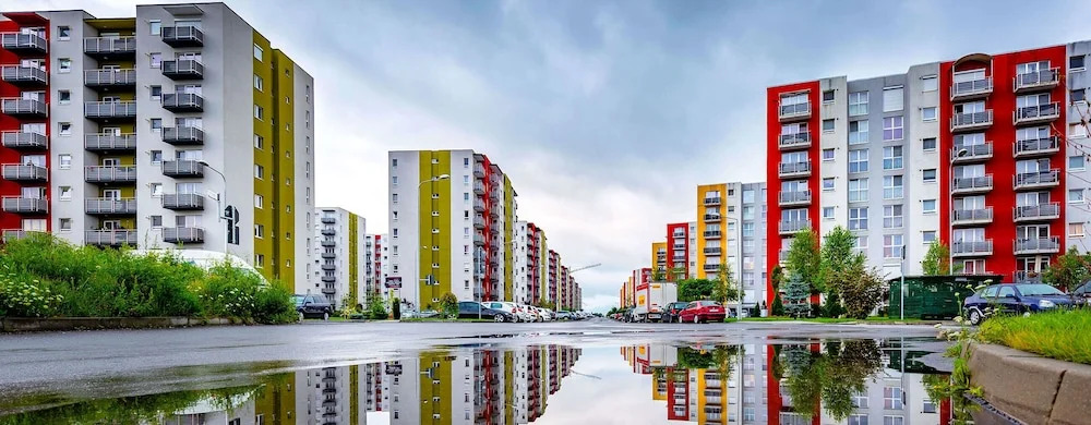 URY Aparments With View