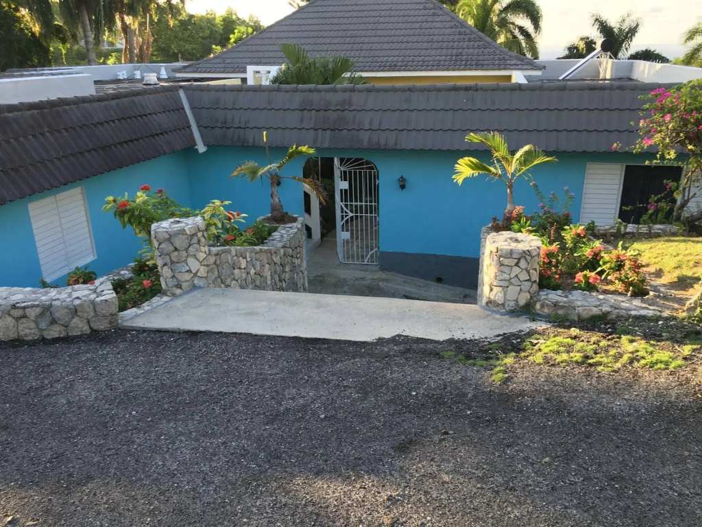 Jamaica Rose Villa
