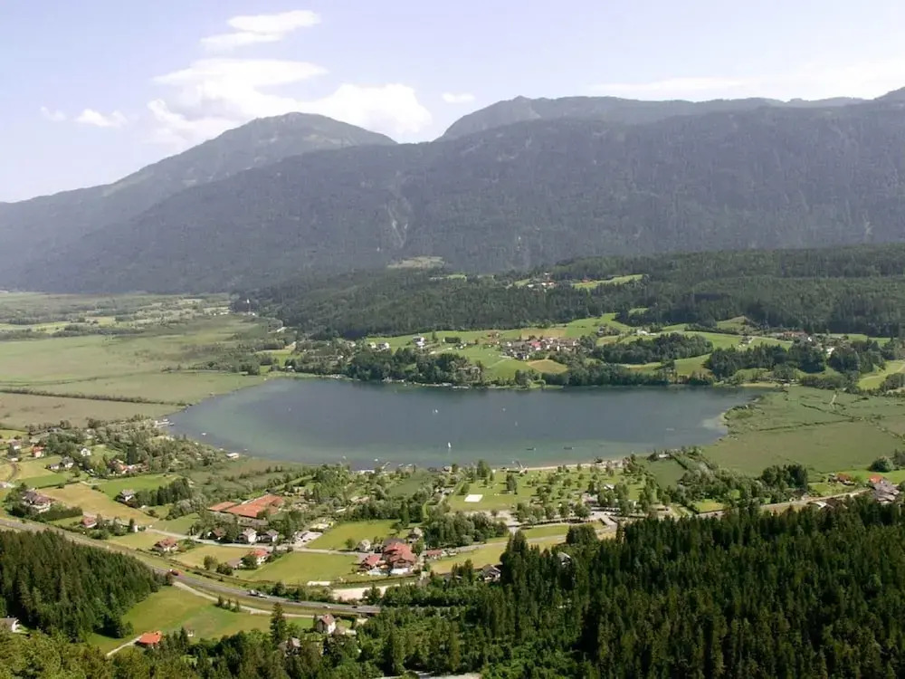 Apartment in Nassfeld near Ski Slopes