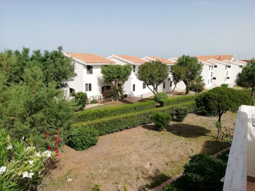 Kamarina Resort