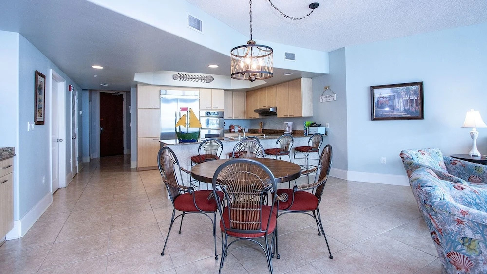 Condo Overlooking the Bay - Unit Crb0503