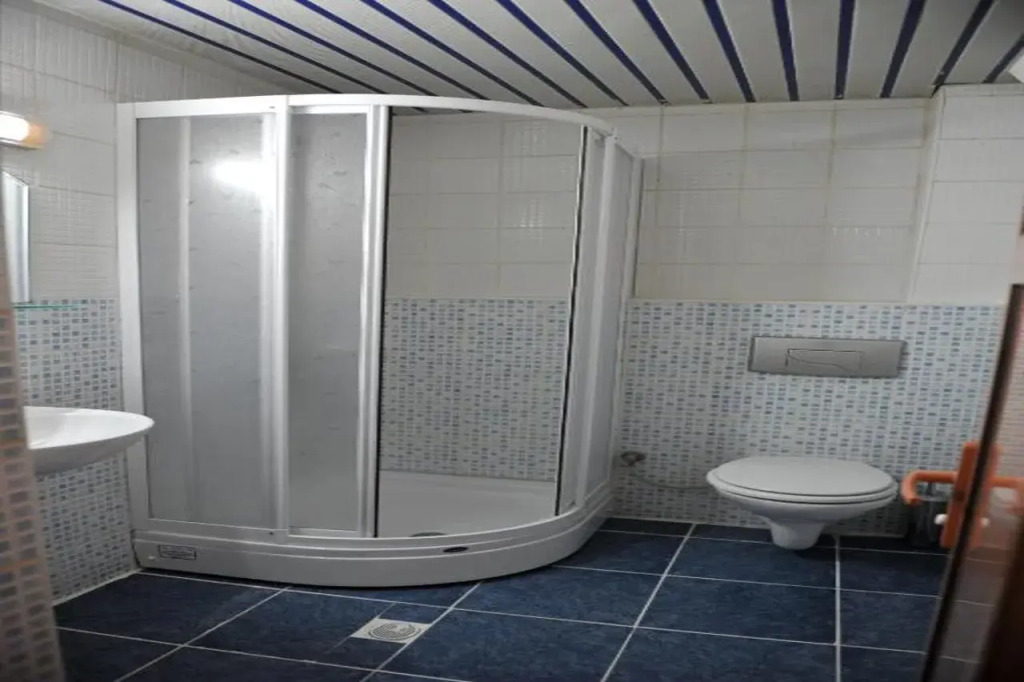 Saray Hotel