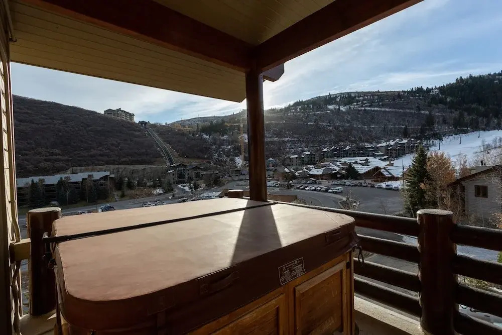 Trail's End Lodge at Deer Valley Resort - Three Bedroom Residence with Spa #301 3 Condo