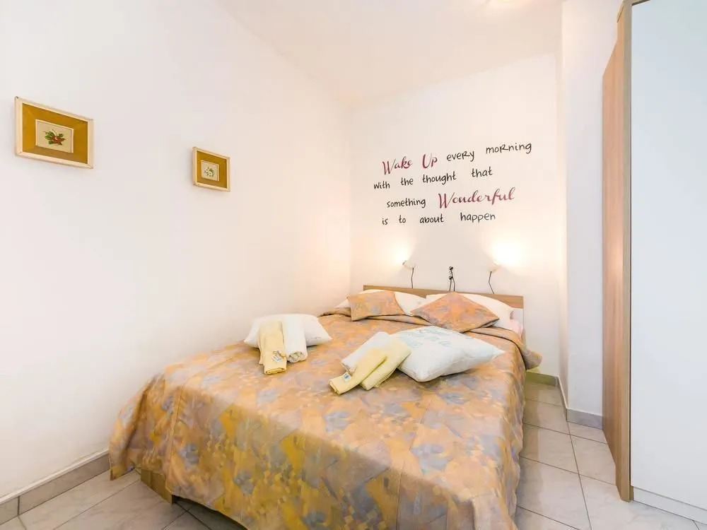 Apartment With One Room In Zadar, With Enclosed Garden And Wifi