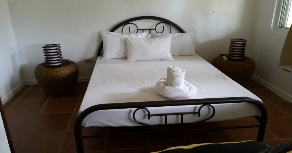 La Parola Orchids Beach Resort