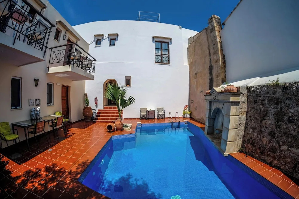 Calergi 11-superior Design 2 Bdr Maisonette. Beaches-sunsets-mindful Experiences