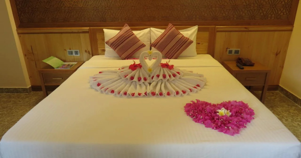 Trân Châu Beach & Resort
