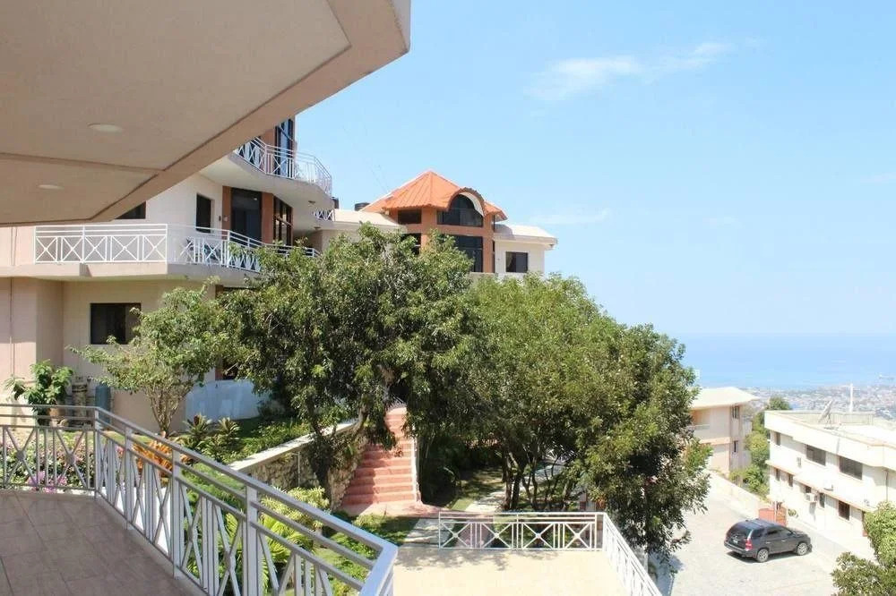 Villa Theodore