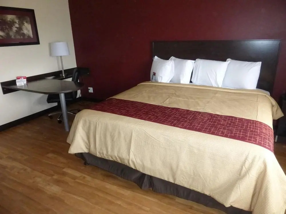 The V Motel