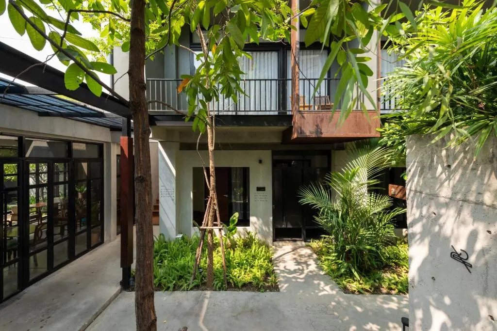 Cherlock hotel