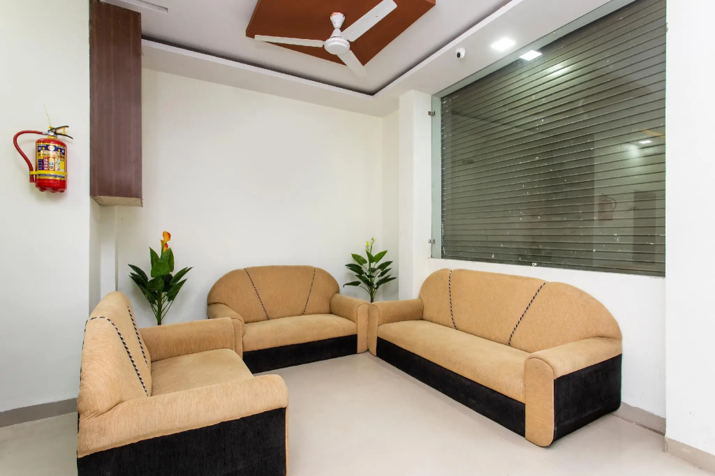 Hotel O Manjulam Regency