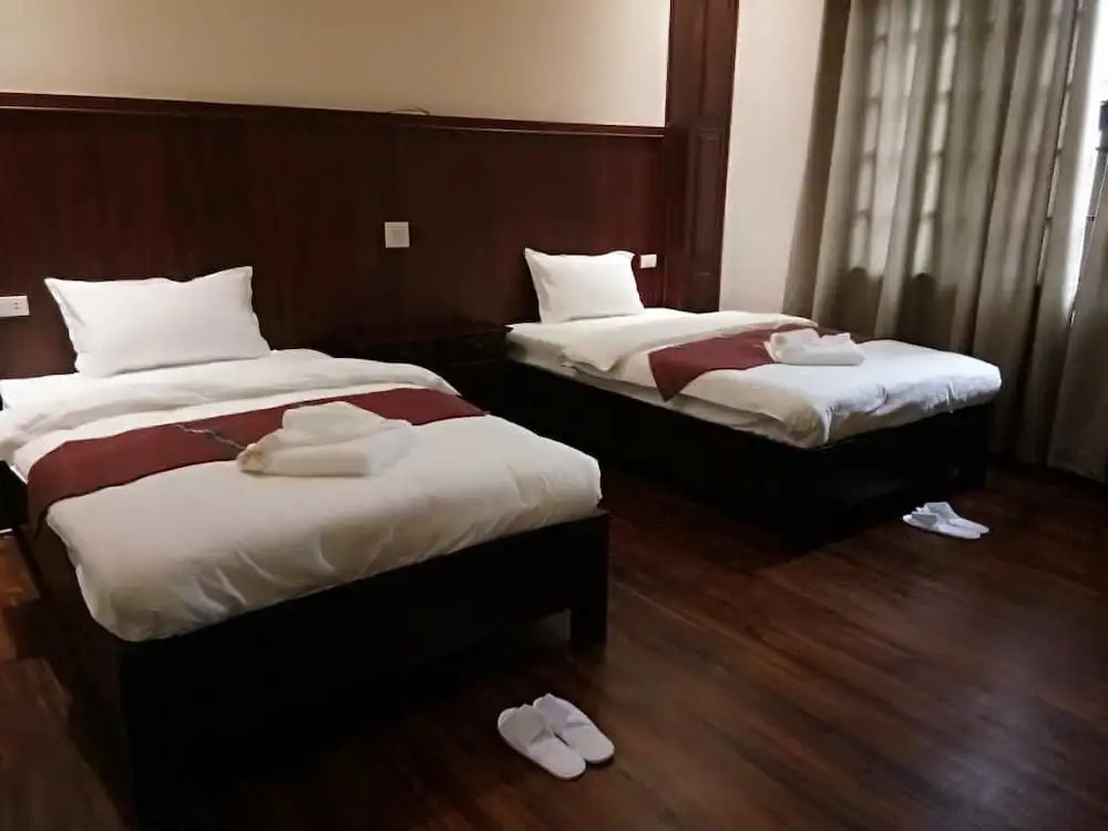 Singha Hotel