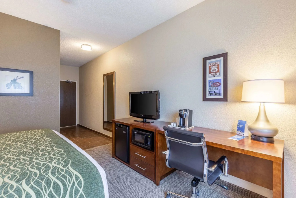 Comfort Inn South Tulsa - Woodland Hills